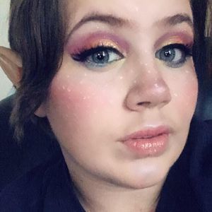 Meet your Posher, Kaitlynd